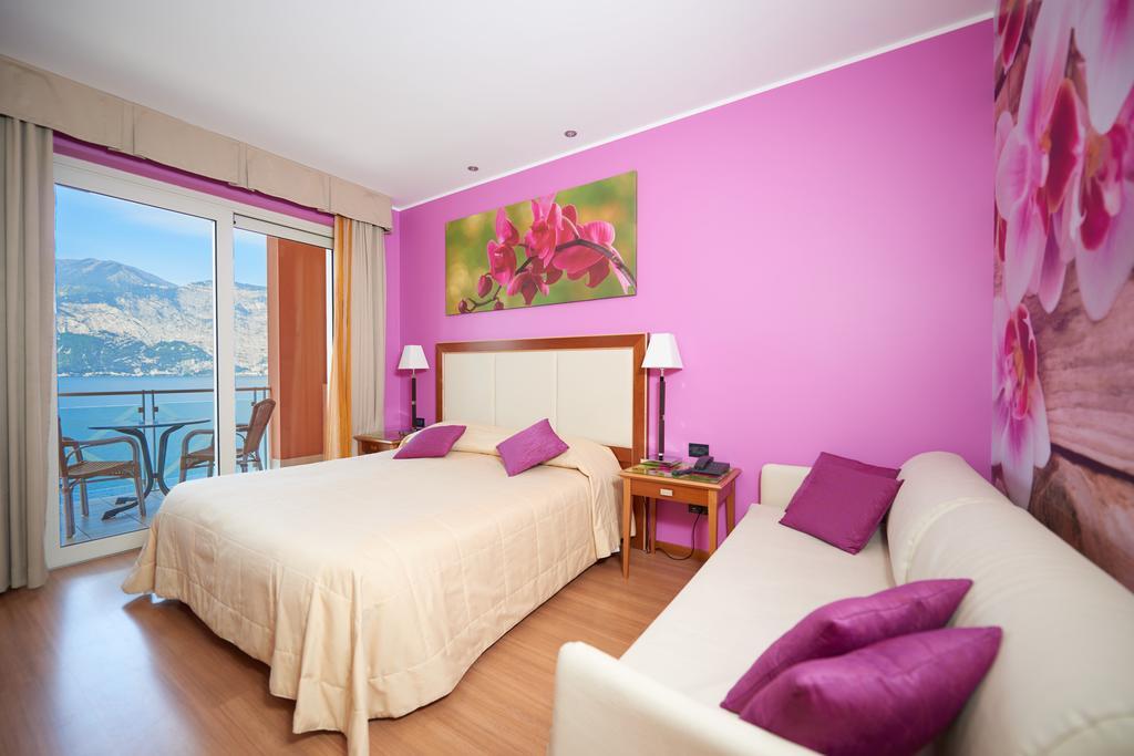 Belfiore Park Hotel****S Brenzone sul Garda Room photo