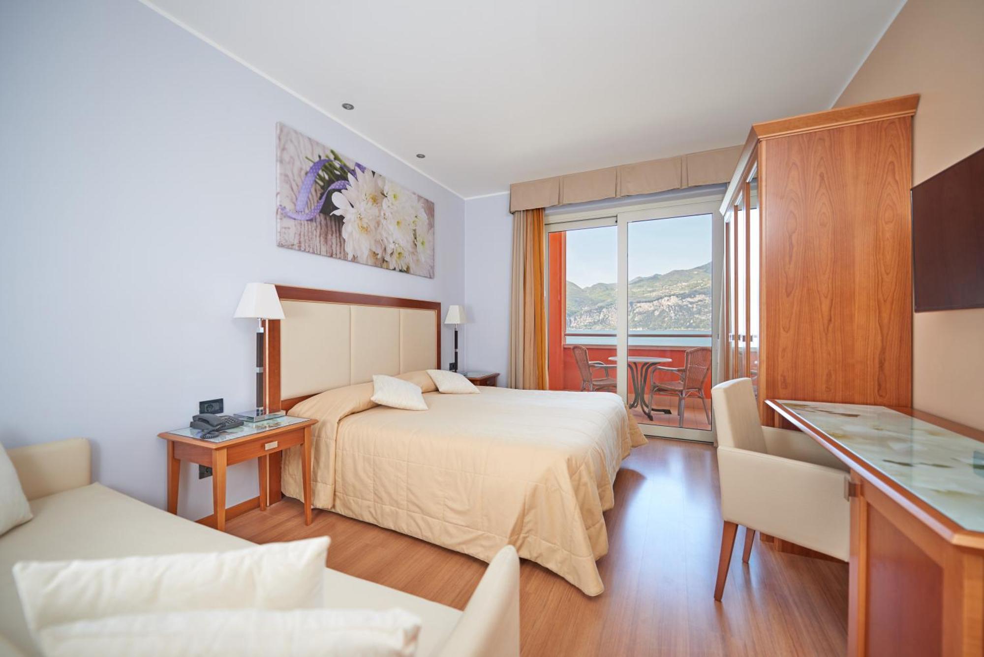 Belfiore Park Hotel****S Brenzone sul Garda Room photo